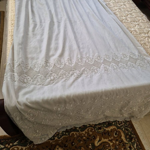 Large Curtain 1/2 Machine Made, New, 5-7m Length, 2.7m Height