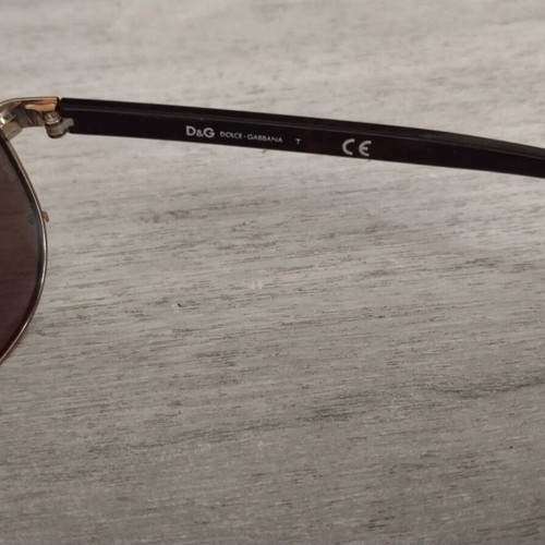 Dolce & Gabbana Aviator sunglasses like new, metal frame, brown