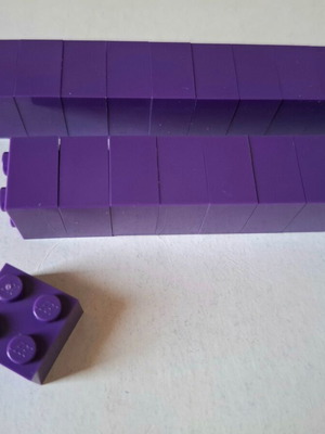 Lego Classic Basic Brick 2 x 2 Purple pack of 24 like new