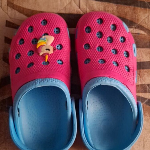 Arena swimming slippers size 35, pink, non-slip
