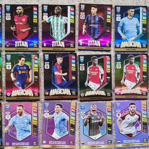 FIFA 365 Cards like new