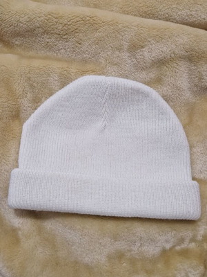 White beanie new one size