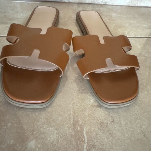 Summer sandals size 40 like new, brown faux leather