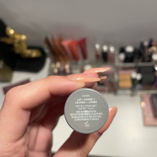 Milk blush shade quirk like new
