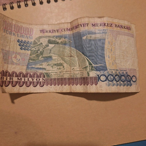 1000000 Turkish lira banknote like new