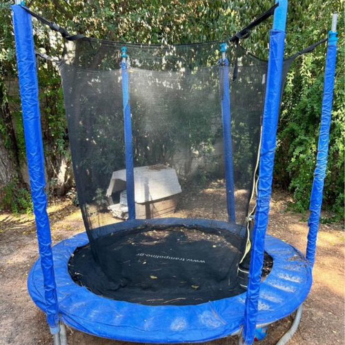 Trampoline diameter 183cm like new