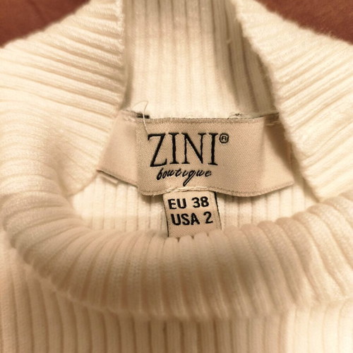 Zini Rib Knit Cold-Shoulder Cut Top M New Off-White