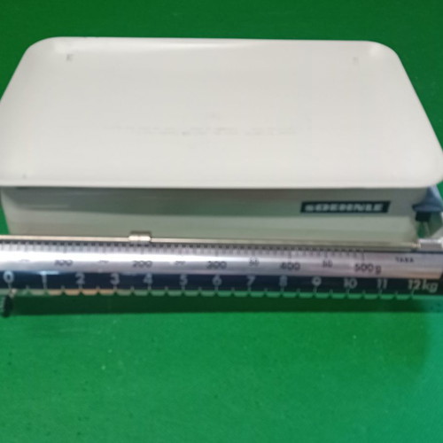 Soehnle baby scale used, vintage 1960s, 29x16 cm