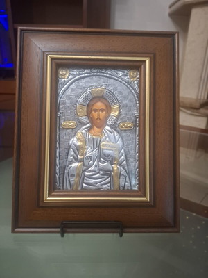Jesus Christ Pantocrator decorative icon like new, two-tone metal and wood frame