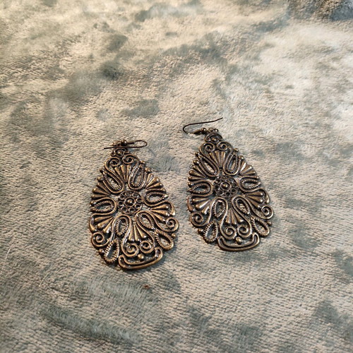 Bronze earrings like new, brown and gold