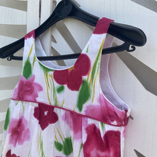 Printed dress used, sleeveless with side zipper, A-line, colorful