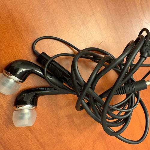 Samsung headset wired, like new