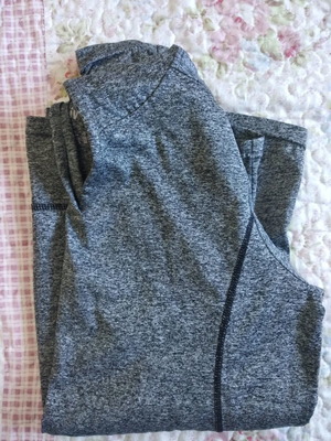 Crivit sports hoodie gray like new, size S