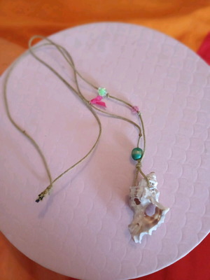 Long necklace like new
