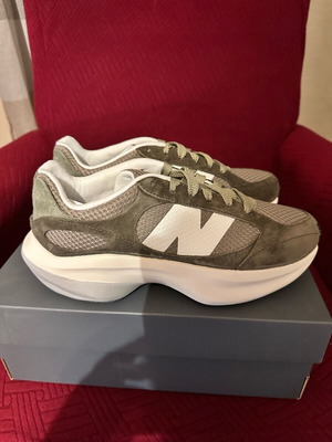New Balance WRPD Runner lifestyle classic sneakers new, green, size 44