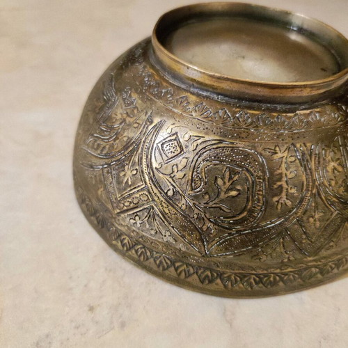Tasi bowl used with engraved designs from Ottoman Empire