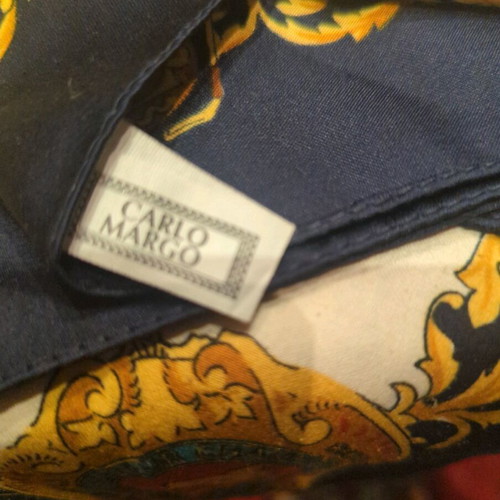 Italian women's scarf
