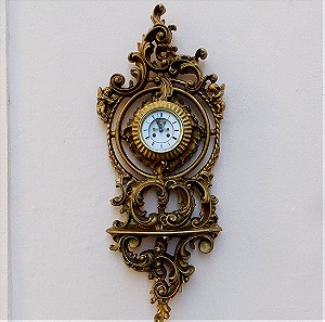 Ρολόι επιτοίχιο ξύλινο γαλλικό, τεχνοτροπίας Loui XV, περίπου 130 ετών.