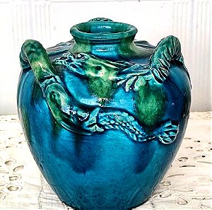 Vintage Awaji Dragon vase!