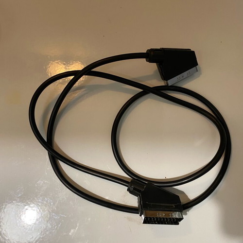 Scart cables used, set of 2 pieces