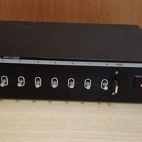 CCTV 8-channel sequential switcher