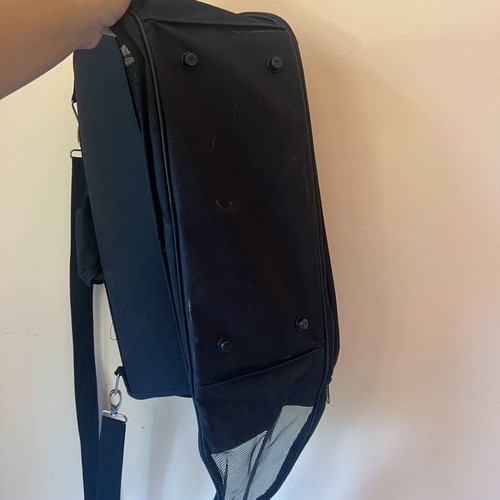 Pet carrier bag like new, 50x30x25 cm, mesh sections