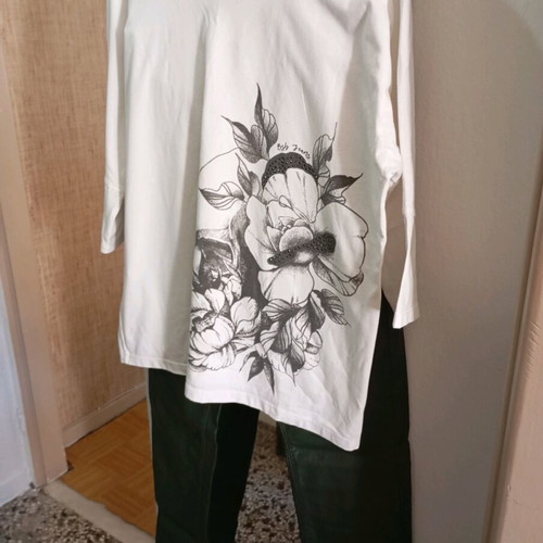 Women's set leather pants size L and BSB blouse size S like new, white and green