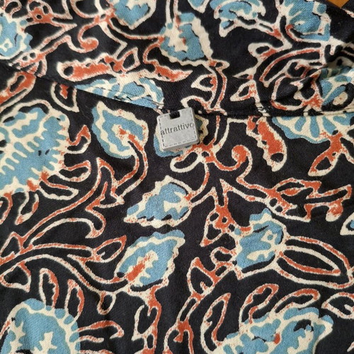 Attrativo long floral dress new, size large, black