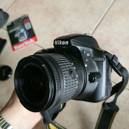 Nikon D3300 camera used with bag