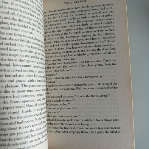 The Lucky One book by Nicholas Sparks