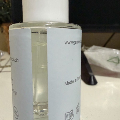 Garden face serum new with hyaluronic acid