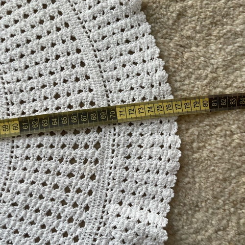 Handmade tablecloth used, crochet, round rotonda