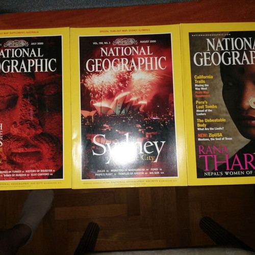 National Geographic magazine collection like new, 389 issues