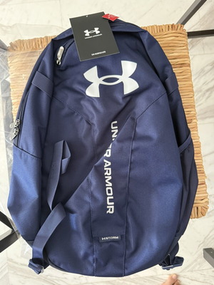 Under Armour laptop bag new, versatile gym and work use