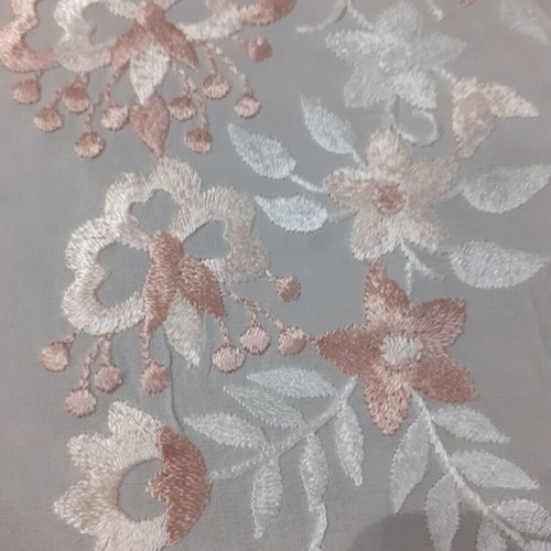 Silk Ivorie Table Runner with Embroidery Set of 3