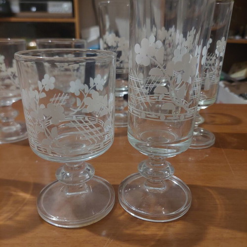 Vintage Italian crystal glasses with white floral engraving