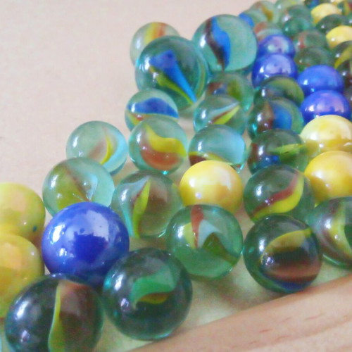 Vintage Glass Marbles Collection 90s, like new, 120 small + 3 large