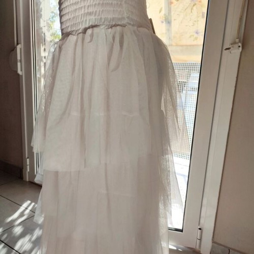 White Tulle Midi Skirt Doralisa new with tags, one size S-L