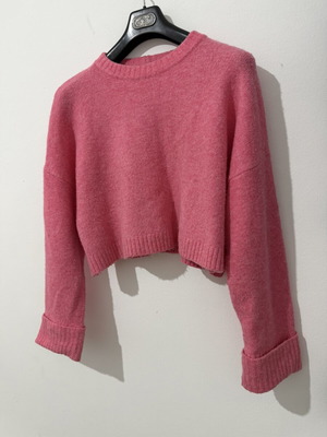 Bershka women's pink sweater used, size S