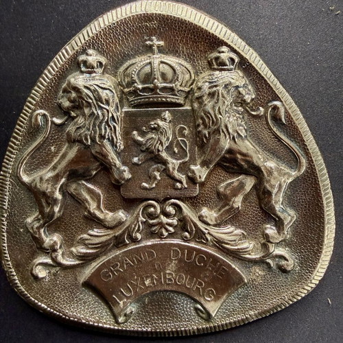 Luxembourg commemorative plaque like new, metal