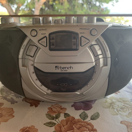Boombox Bench KH 969 portable radio cassette player used