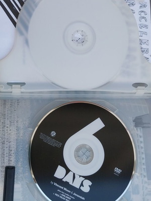 R.E.M. DVD Accelerate like new