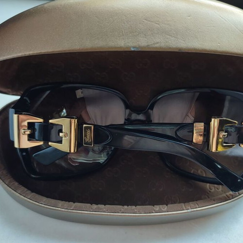 Gucci Vintage Sunglasses Model 3006/S D28LF Like New Black