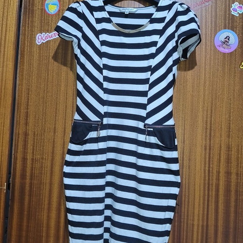 Black and white striped cotton dress like new, size M
