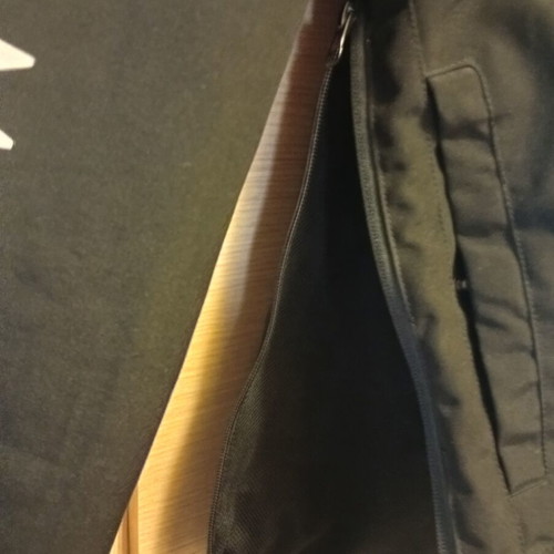 Maui & Sons windbreaker jacket like new, black, size M