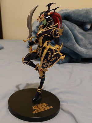 Yu-Gi-Oh! Yugi Muto Atem Black Luster Soldier action figure new with box 25cm