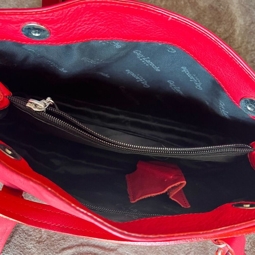 Guy Laroche shoulder bag red leather like new