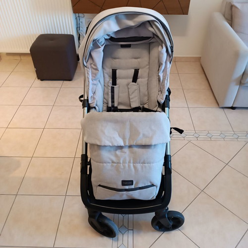 Inglesina Aptica Baby Stroller like new, Silk Grey Black Chassis