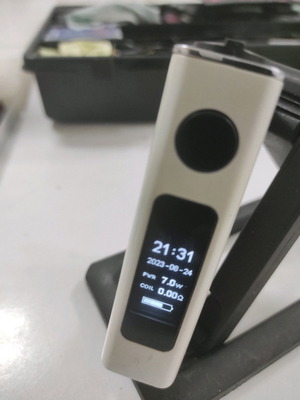 Joyetech eVic VTwo White Pearl употребяван