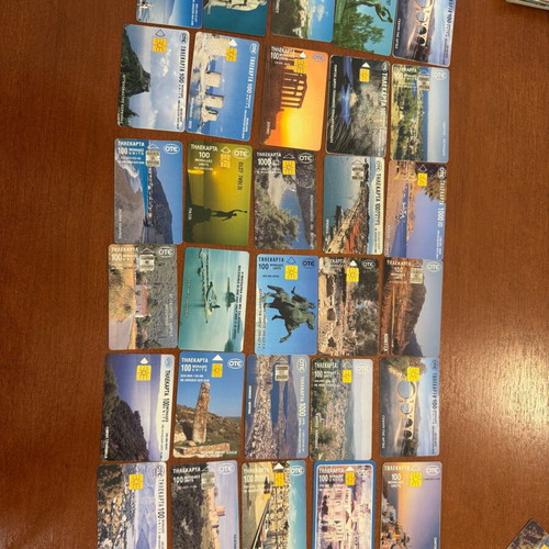 Phone cards used, pack of 134 from 1992 to 2000 with cities and landmarks